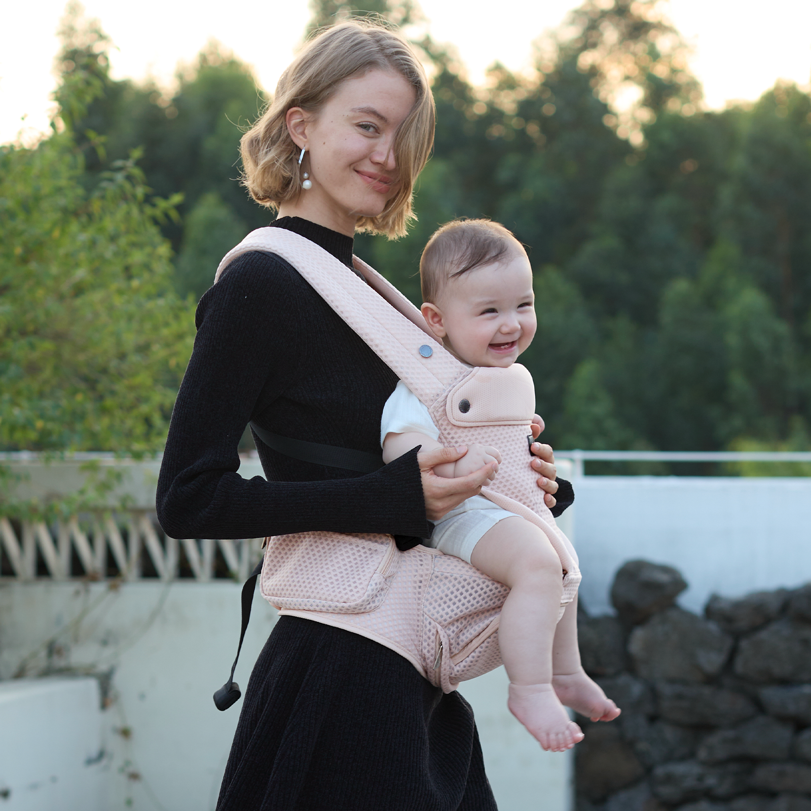 Momcozy Move2Fit Hip Seat Carrier